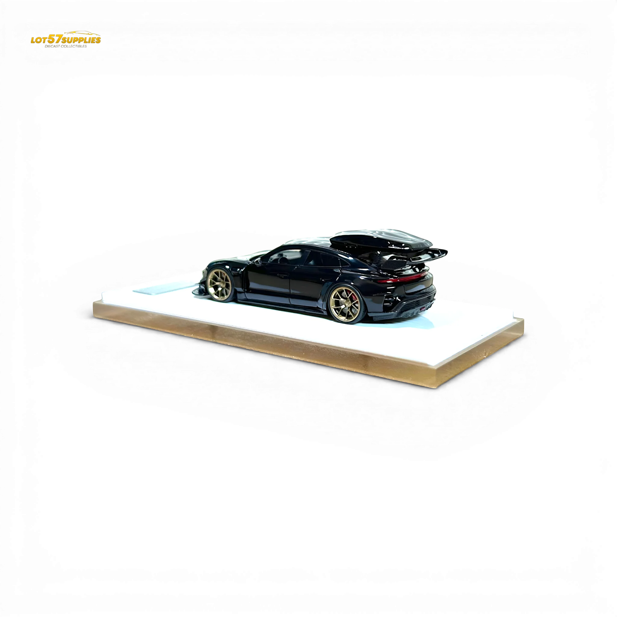 404ERROR Porsche Taycan Black with Roof Box 1:64 - Image 3